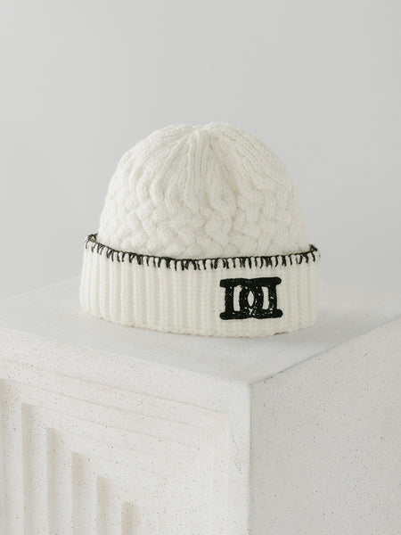 DD Logo Basket-Knit Beanie