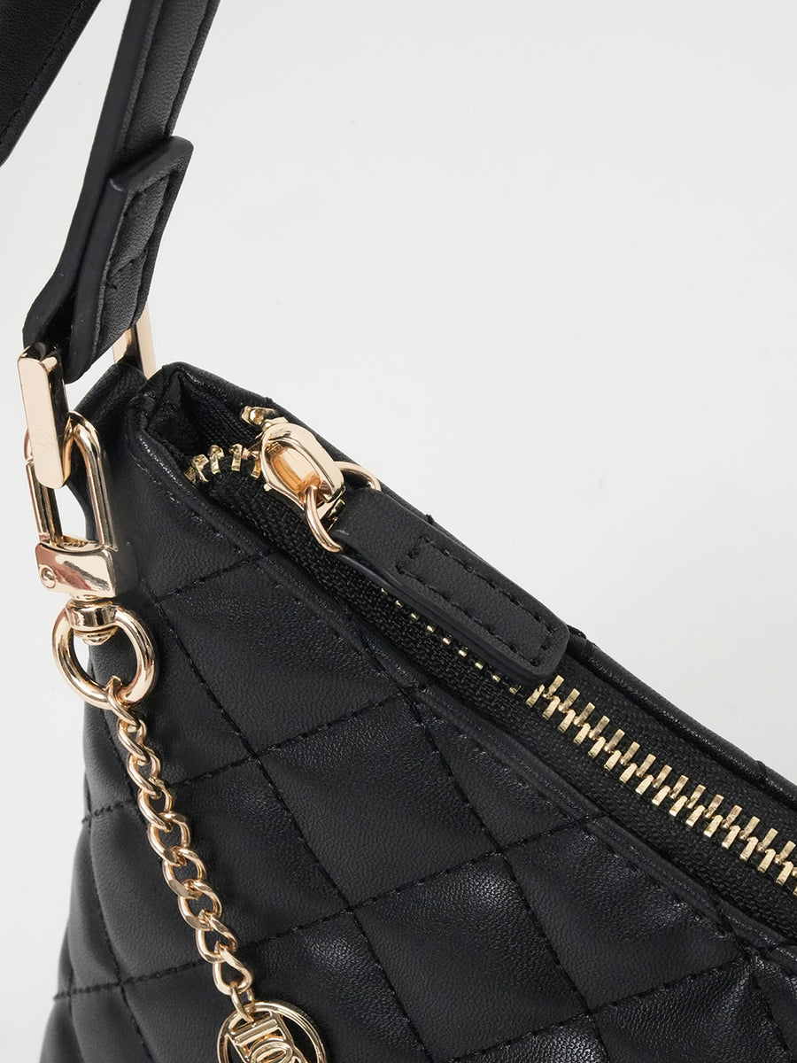 サイズ：FREE　カラー：BLK