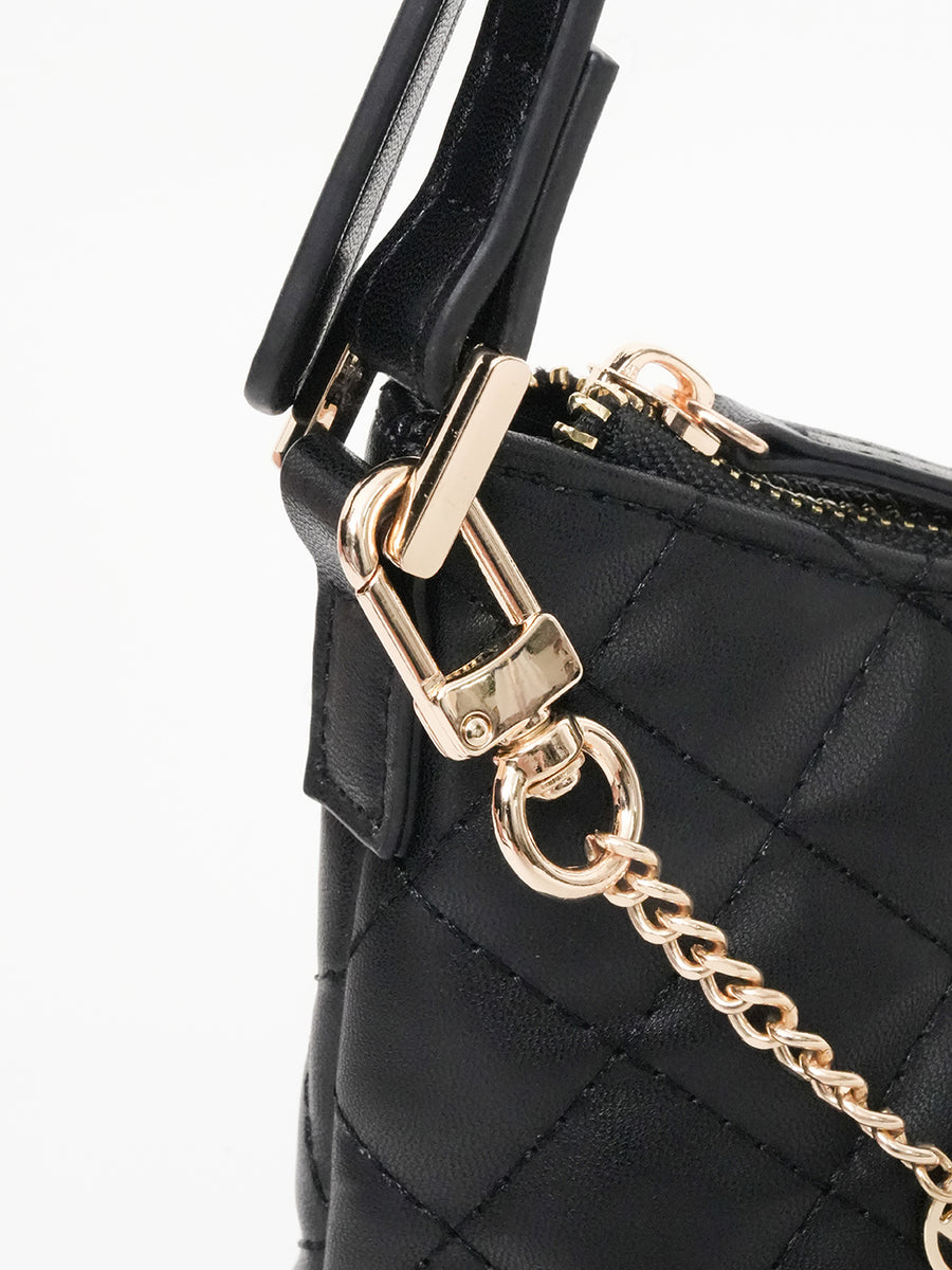 サイズ：FREE　カラー：BLK