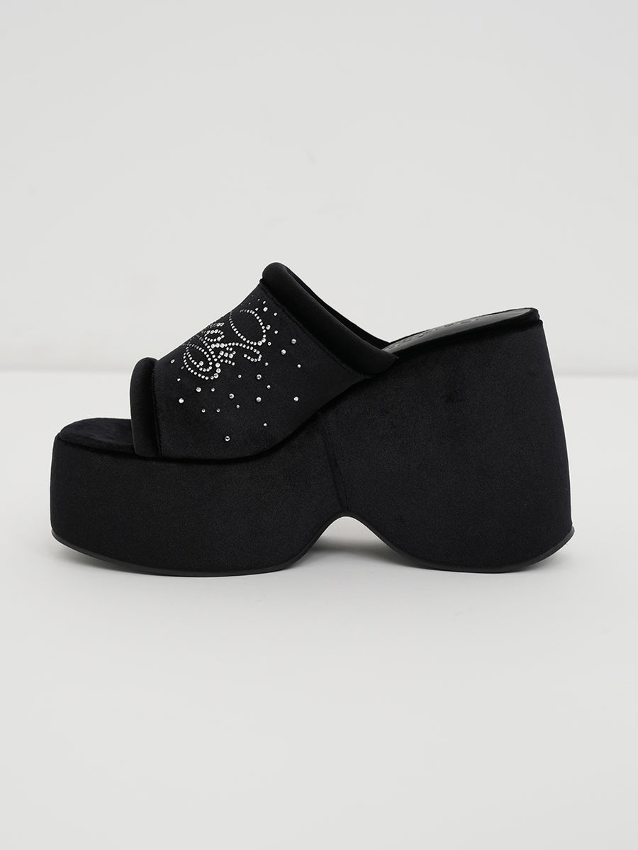 サイズ：L　カラー：BLK