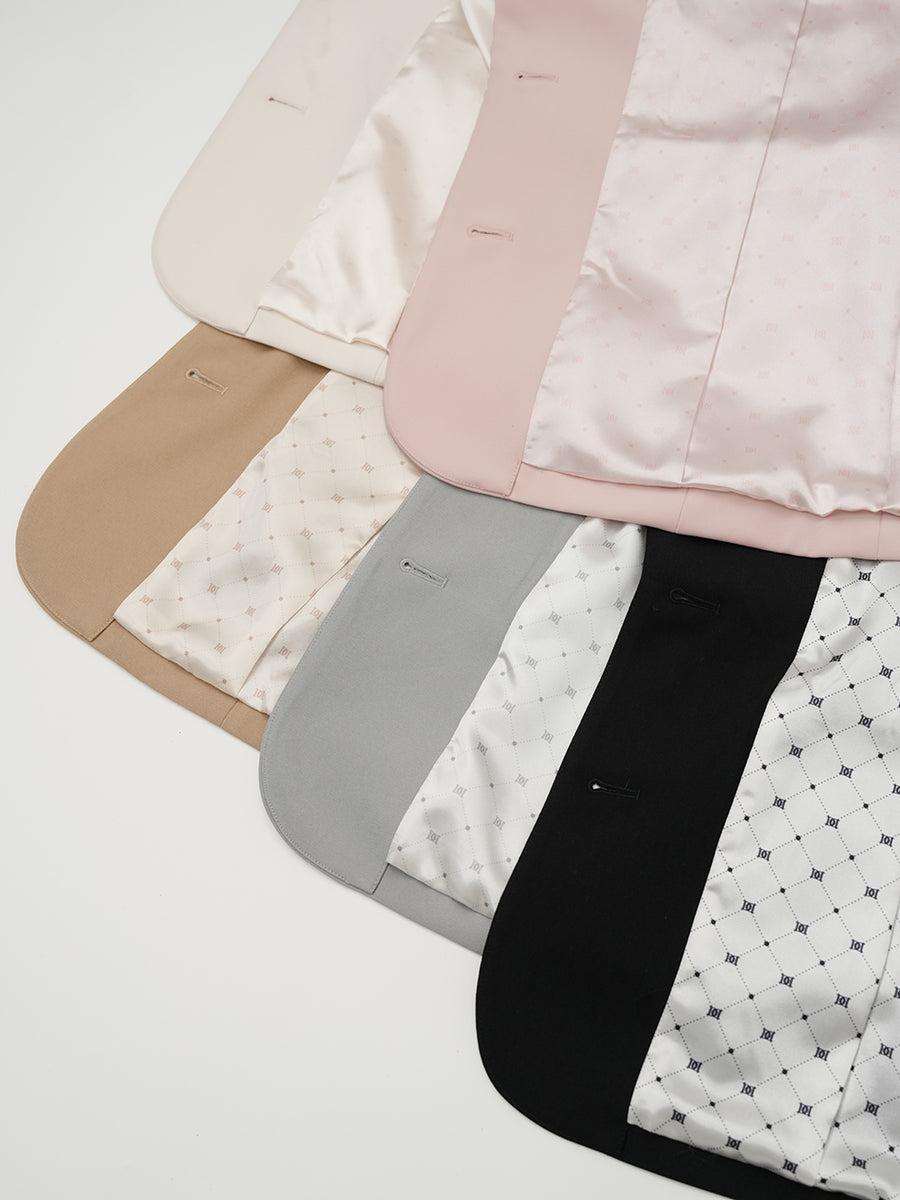 サイズ：S　カラー：IVO/PNK/BEG/GRY/BLK