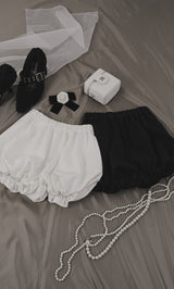 サイズ：FREE　カラー：WHT/BLK