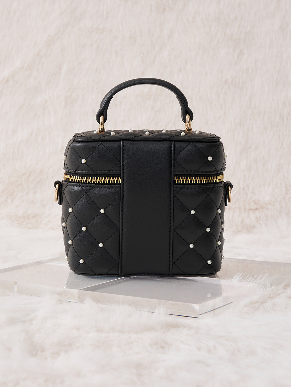 darich キルティングパールスクエアミニバッグ Darich ダーリッチ キルティングパールスクエアミニバッグ バニティバック