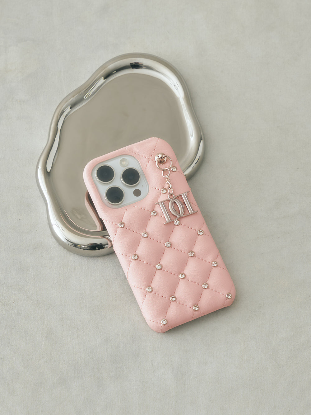 【予約商品】キルティングビジューDDチャームiPhoneケース - pnk