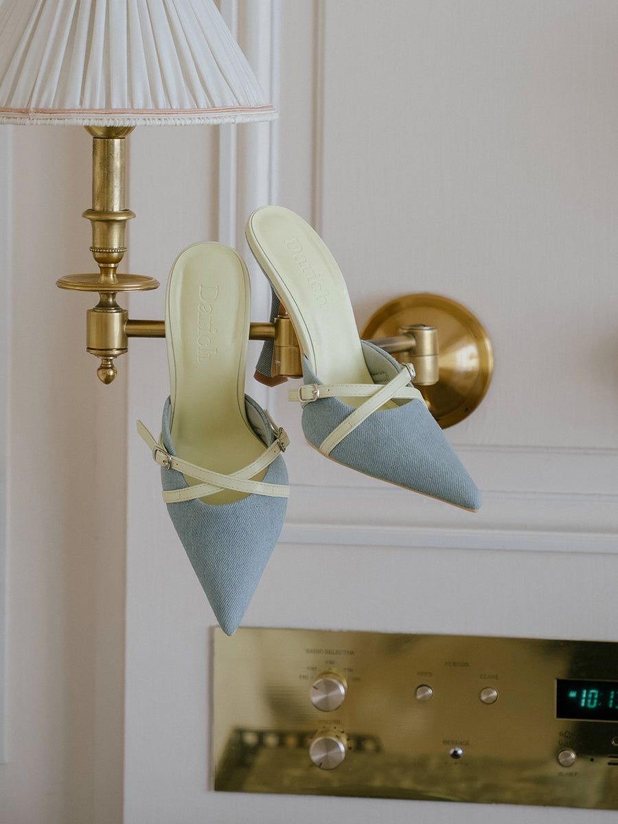 サイズ：M　カラー：BLU