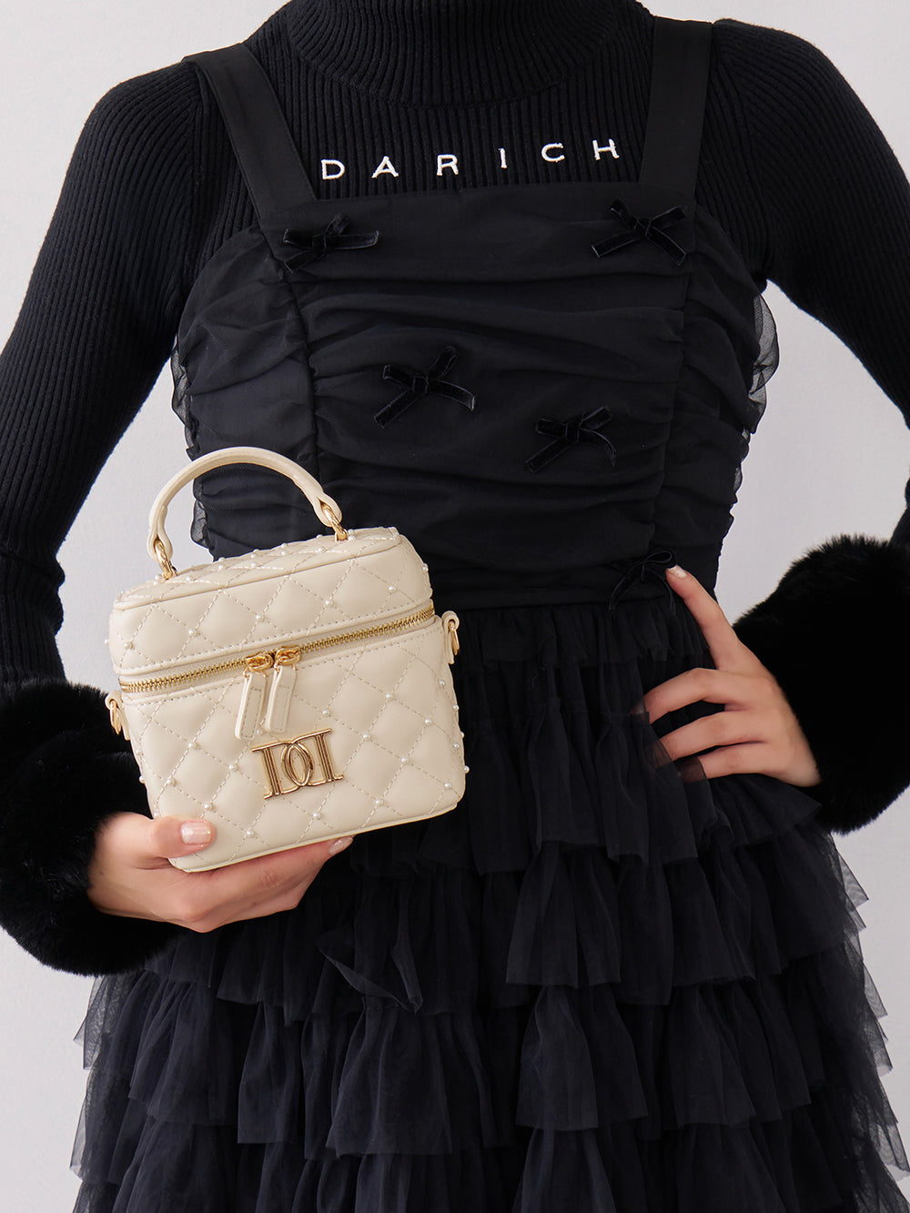 予約商品】【ゴールドパーツ】キルティングパールスクエアミニ