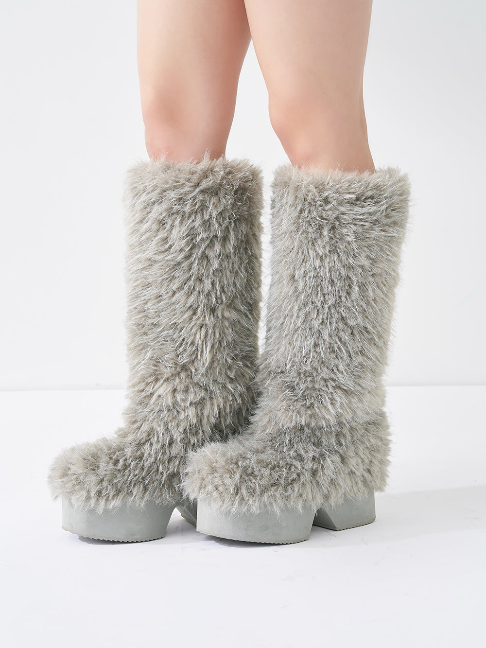 サイズ：M　カラー：GRY