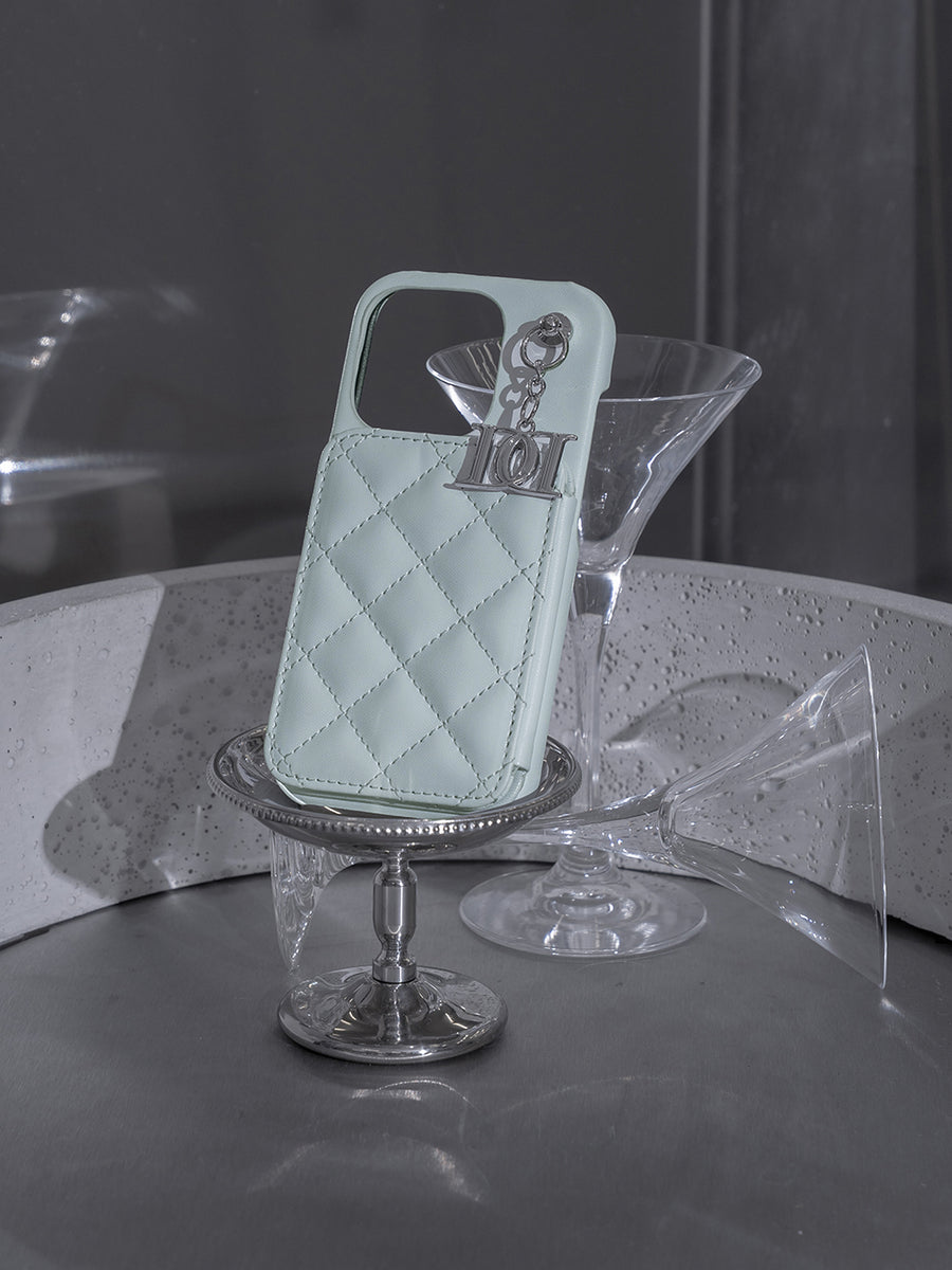 サイズ：15pro　カラー：SAX