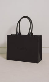 サイズ：FREE　カラー：BLK