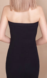 モデル：160cm（着用サイズ：FREE　着用カラー：BLK）