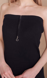 モデル：160cm（着用サイズ：FREE　着用カラー：BLK）