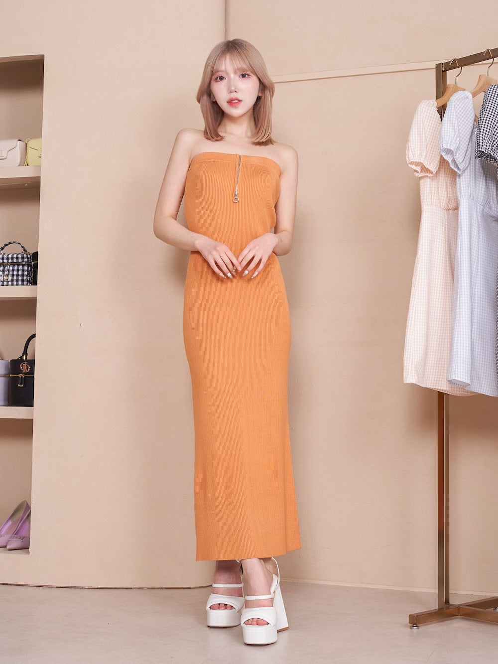 モデル：160cm（着用サイズ：FREE　着用カラー：ORG）