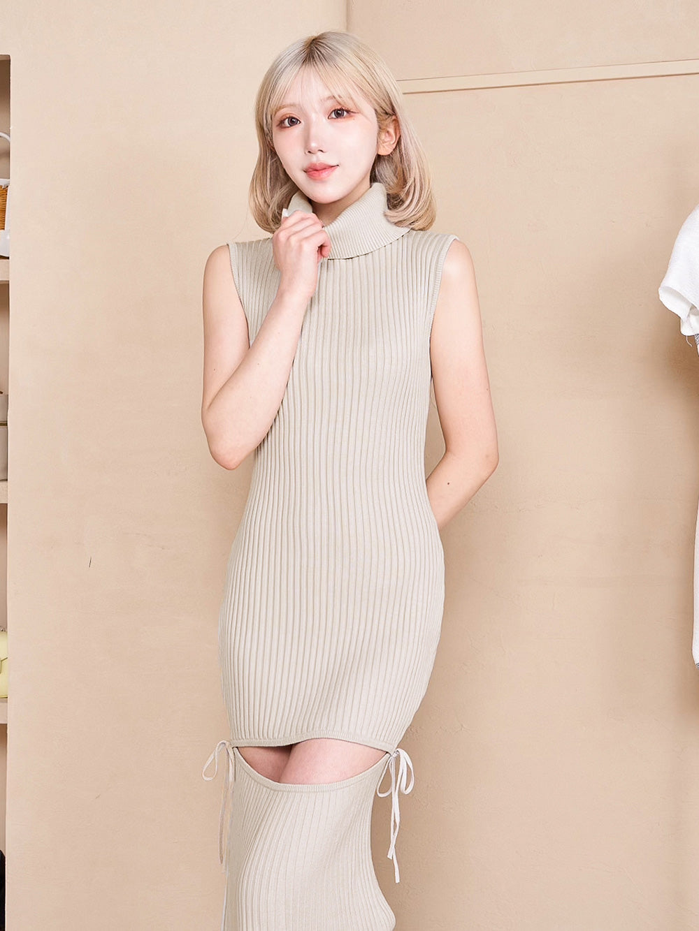 モデル：160cm（着用サイズ：FREE　着用カラー：GRY）