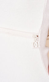 ポイントオープンロングニットワンピース