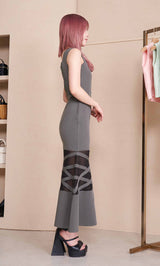 モデル：160cm（着用サイズ：FREE　着用カラー：GRY）