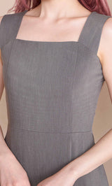 モデル：160cm（着用サイズ：FREE　着用カラー：GRY）