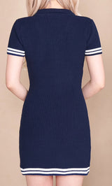モデル：160cm（着用サイズ：FREE　着用カラー：NVY）