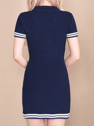 モデル：160cm（着用サイズ：FREE　着用カラー：NVY）