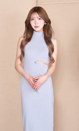 ポイントオープンロングニットワンピース