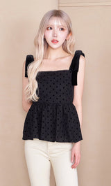 モデル：160cm（着用サイズ：FREE　着用カラー：BLK）