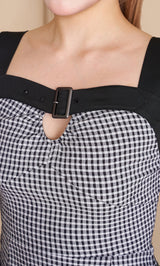 モデル：160cm（着用サイズ：FREE　着用カラー：BLK）