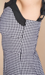 モデル：160cm（着用サイズ：FREE　着用カラー：BLK）