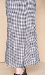 モデル：160cm（着用サイズ：FREE　着用カラー：BLK）