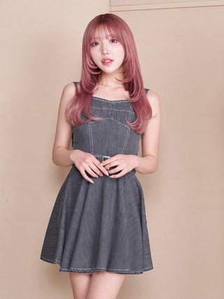 モデル：160cm（着用サイズ：FREE　着用カラー： BLK）