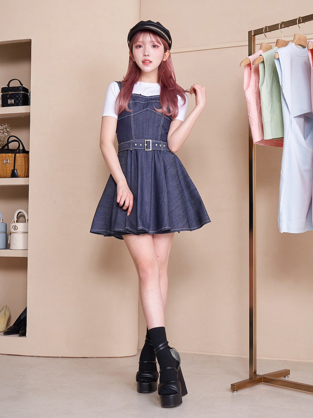 モデル：160cm（着用サイズ：FREE　着用カラー：IND）