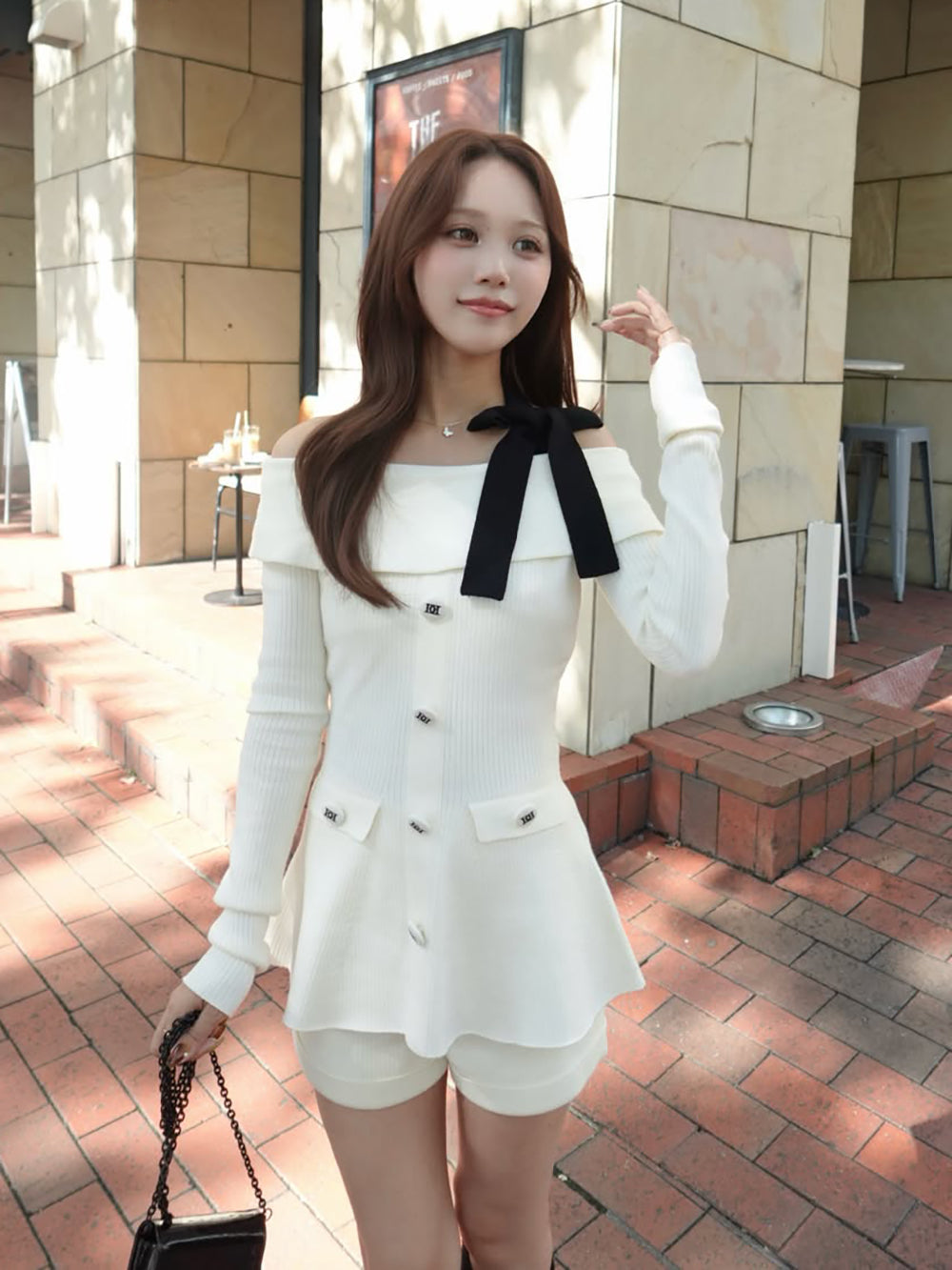 モデル：155cm（着用サイズ：FREE　着用カラー：WHT）