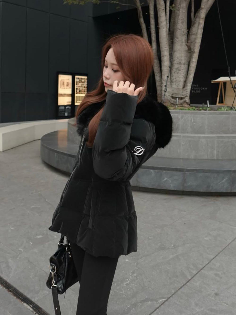モデル：155cm（着用サイズ：S　着用カラー：BLK）