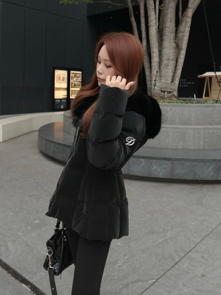 モデル：155cm（着用サイズ：S　着用カラー：BLK）