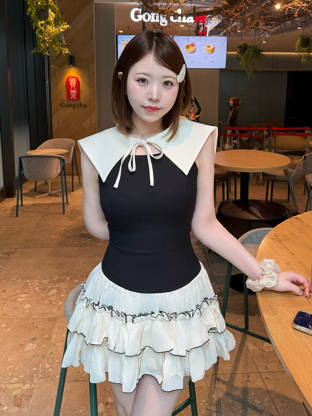 モデル：164cm（着用サイズ：F-L　着用カラー：BLK）