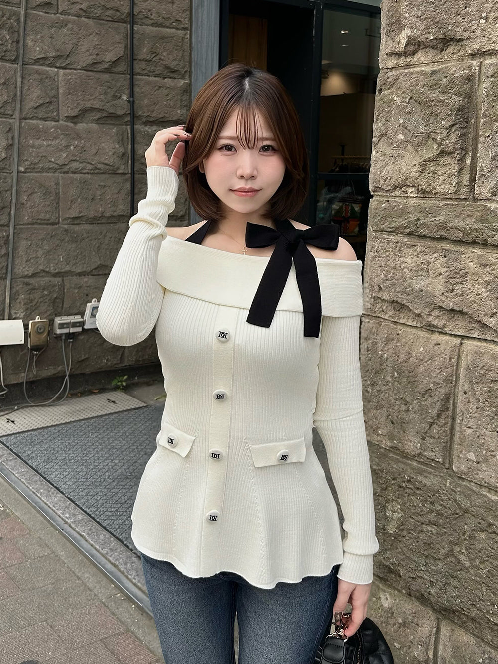 モデル：164cm（着用サイズ：FREE　着用カラー：WHT）