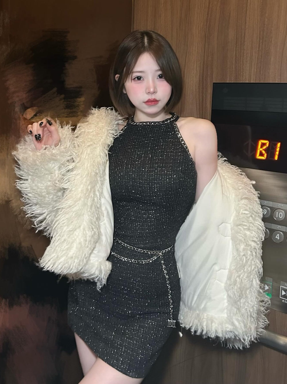 モデル：164cm（着用サイズ：FL　着用カラー：BLK）