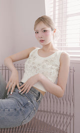 モデル：163cm（着用サイズ：FREE　着用カラー：WHT）