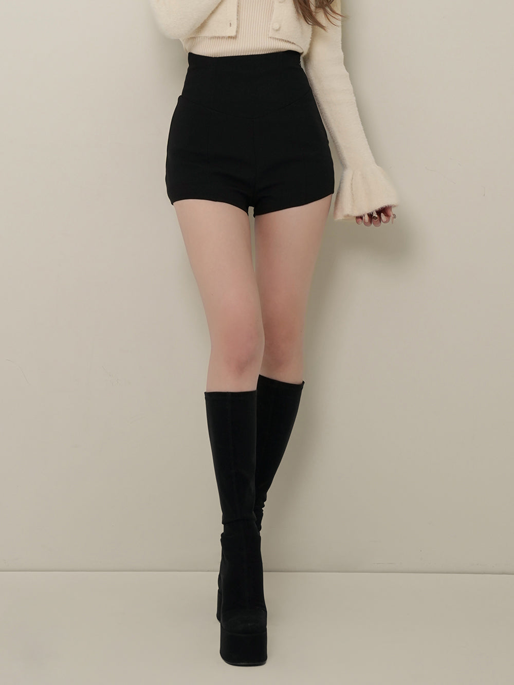 新品タグ付き ダーリッチ 美シルエットショートパンツ ブラック フリー 予約商品】美シルエットショートパンツ – Darich (ダーリッチ)