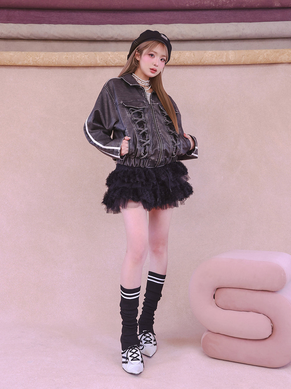 モデル：163cm（着用サイズ：FREE　着用カラー：BLK）