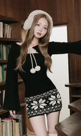 モデル：163cm（着用サイズ：FREE　着用カラー：BLK）