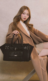 サイズ：FREE　カラー：BLK