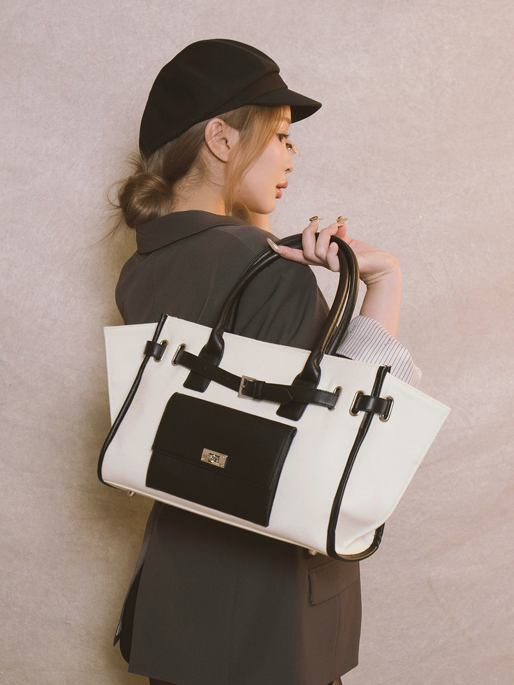 サイズ：FREE　カラー：IVO