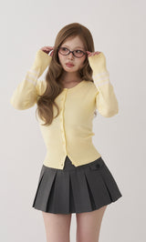 モデル：163cm（着用サイズ：FREE　着用カラー：YEL）