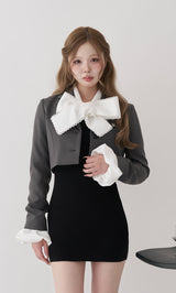 モデル：163cm（着用サイズ：FREE　着用カラー：BLK）