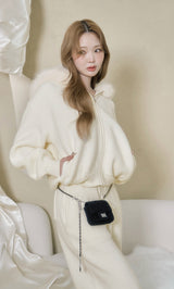 モデル：163cm（着用サイズ：FREE　着用カラー：IVO）