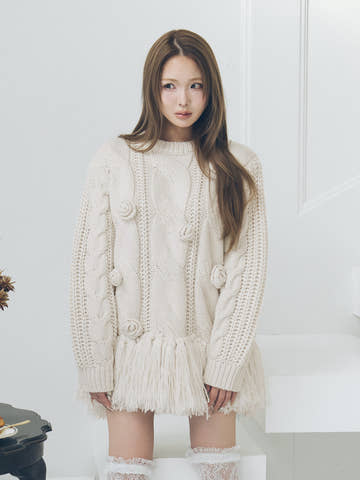 モデル：163cm（着用サイズ：FREE　着用カラー：WHT）