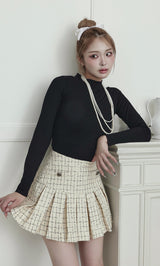 モデル：163cm（着用サイズ：FREE　着用カラー：BLK）