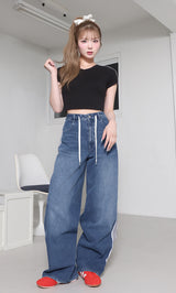 モデル：163cm（着用サイズ：S　着用カラー：BLU）