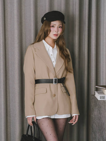 モデル：163cm（着用サイズ：S　着用カラー：BEG）