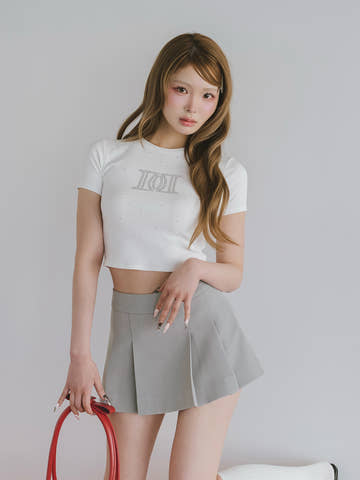 モデル：163cm（着用サイズ：FREE　着用カラー：WHT）