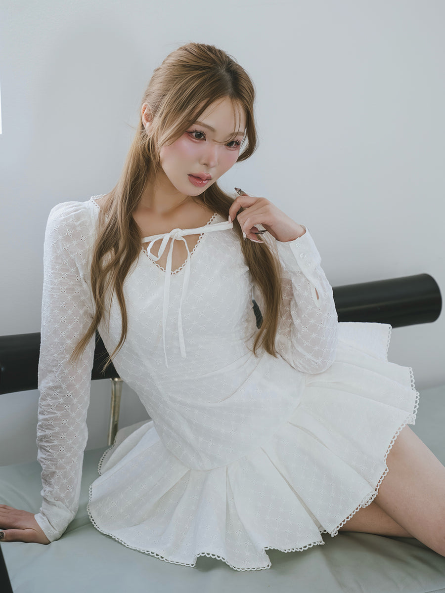モデル：163cm（着用サイズ：FREE　着用カラー：WHT）
